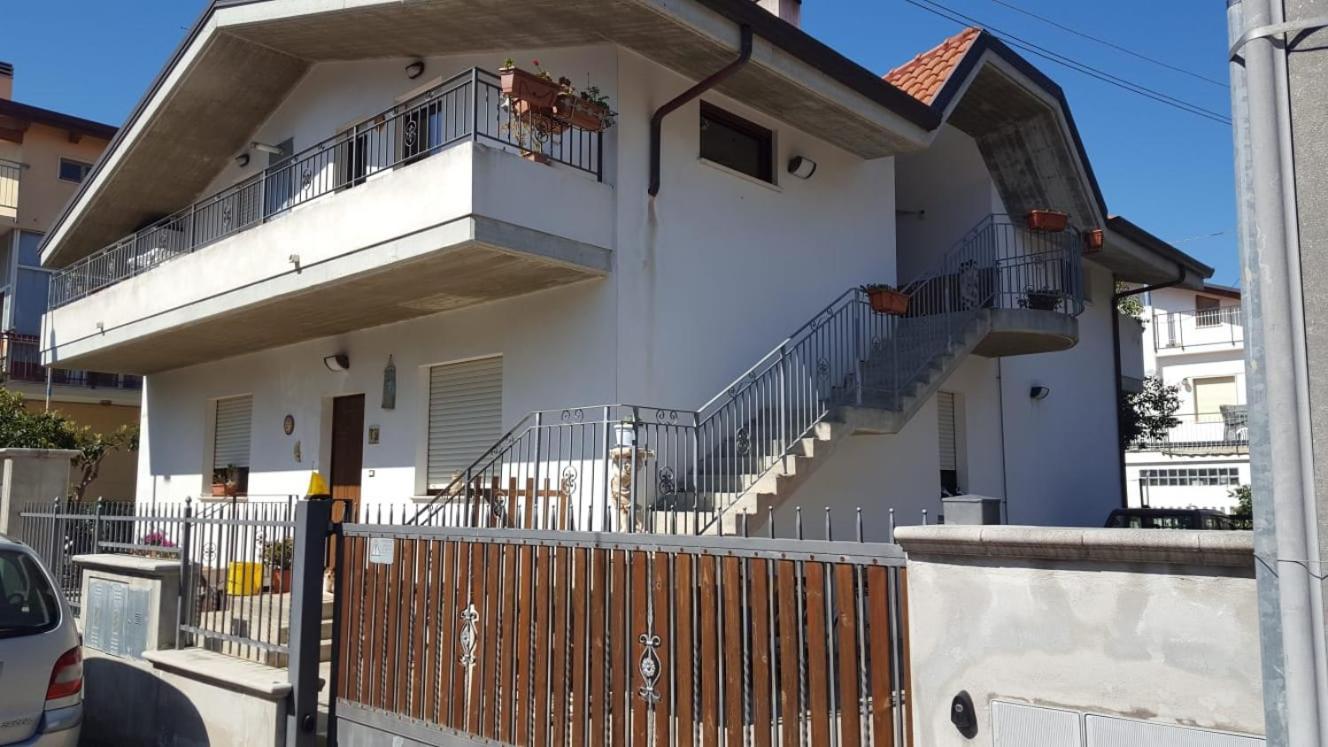 הוילה Montesilvano Marina La Casa Di Cindy מראה חיצוני תמונה